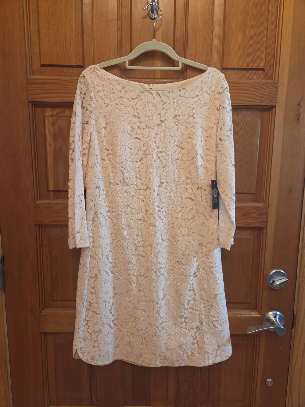 Vince Camuto Blush Lace Midi Dress with Three-Quarter Sleeves